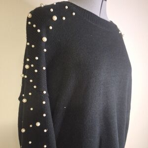 Elegant Black Sweater with Pearl Details Size XL